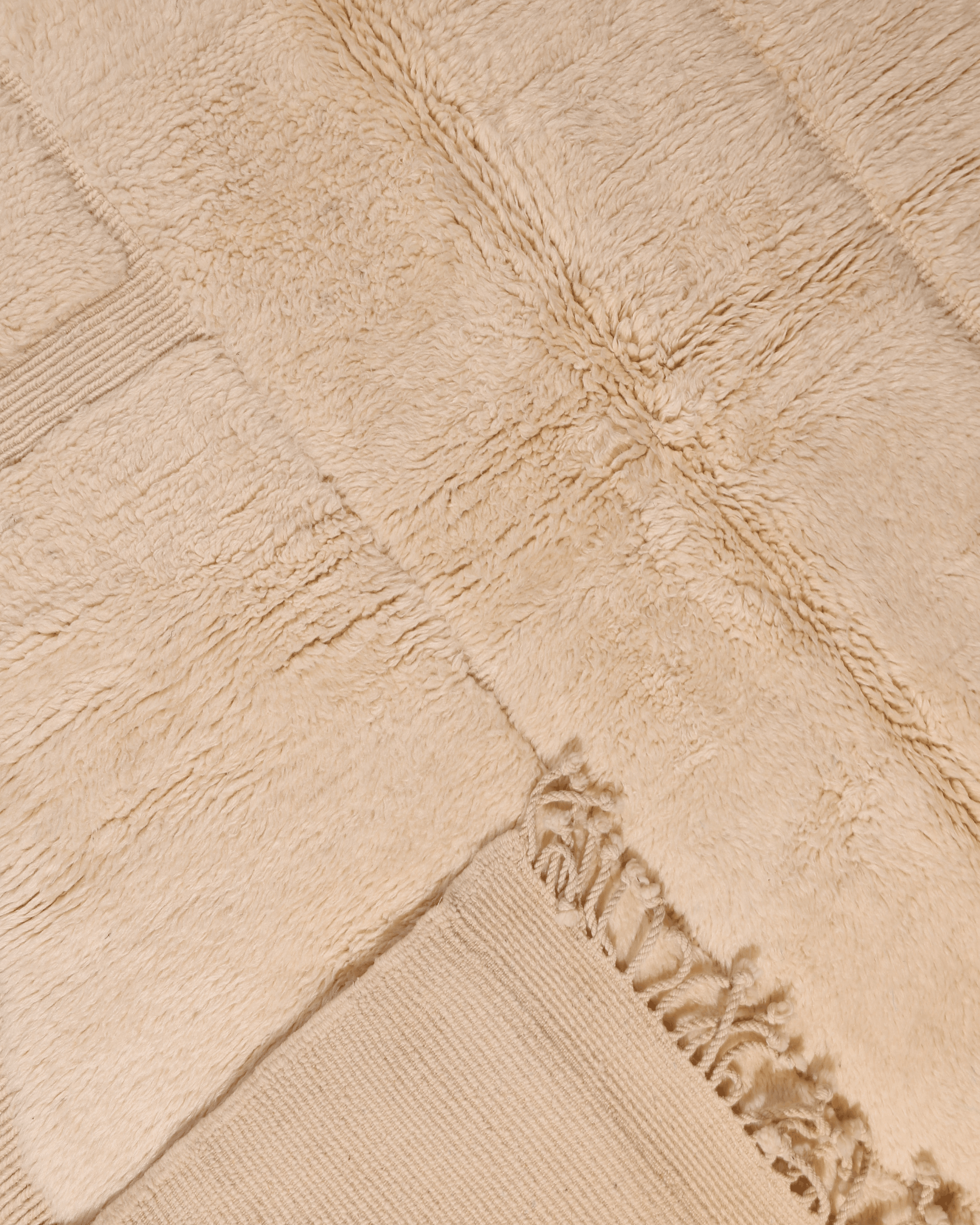 Ivory Field Mrirt Rug 2