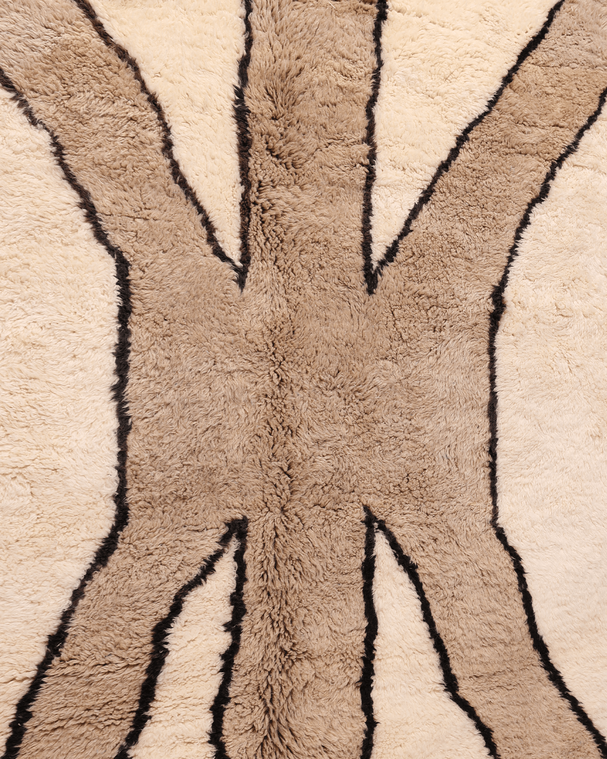 Axis Mrirt Rug – 310 × 234 cm (10.2 × 7.7 ft) - Image 5